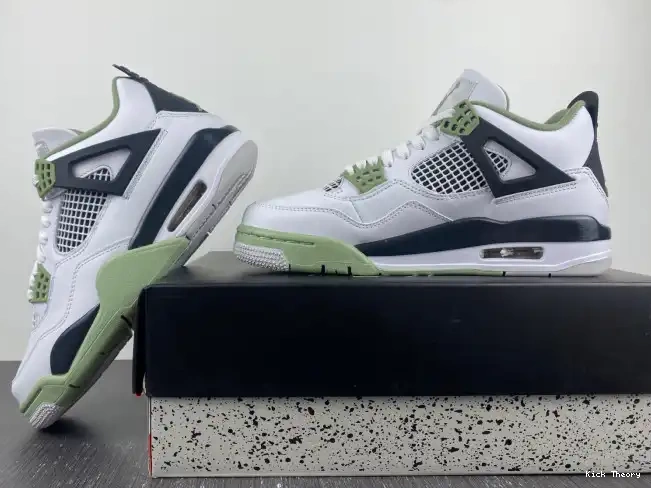 Kicktheory AQ9129-103 Seafoam Jordan WMNS 4 Air 0503